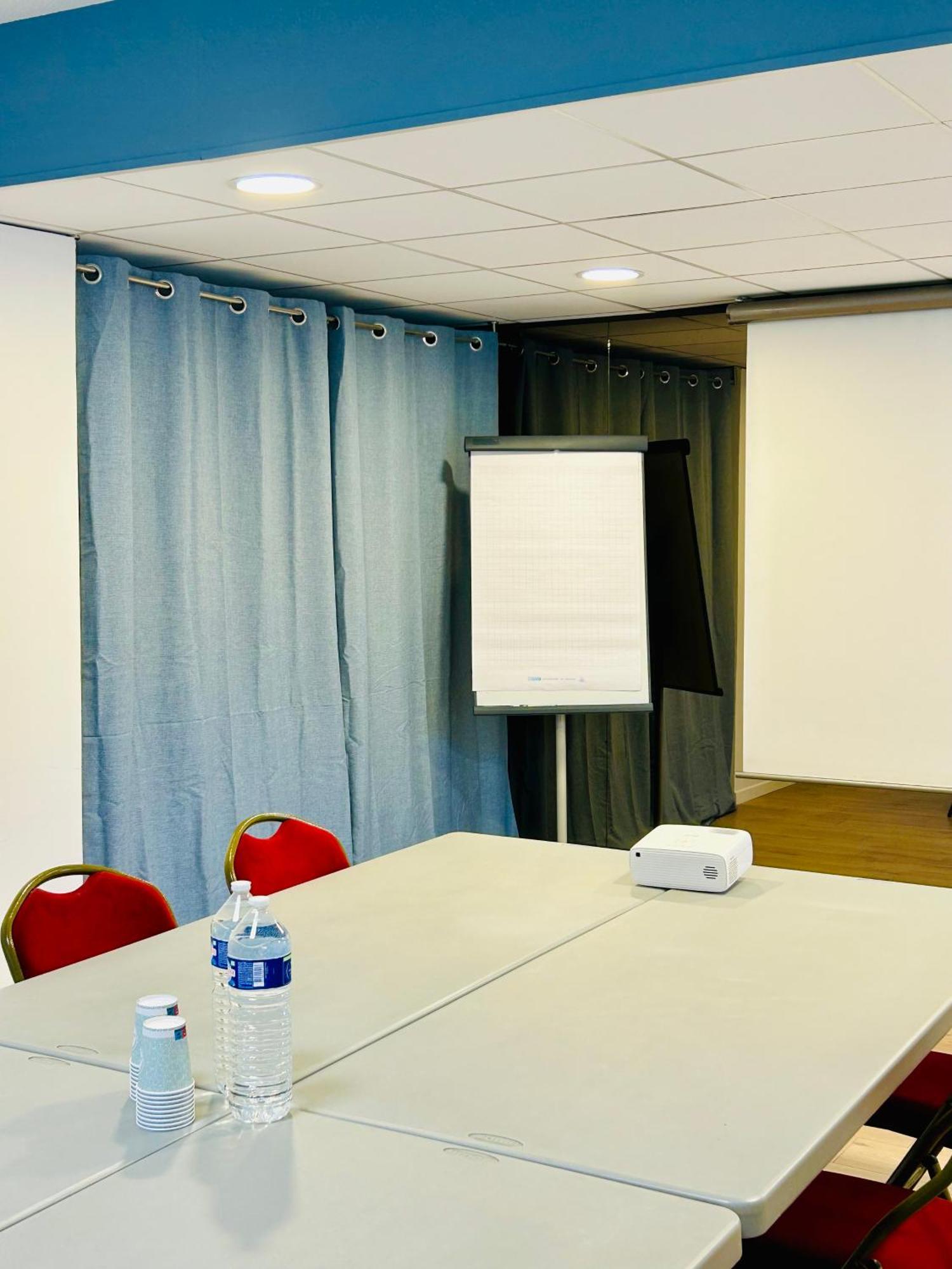 Kyriad Martigues Sud Ngoại thất bức ảnh