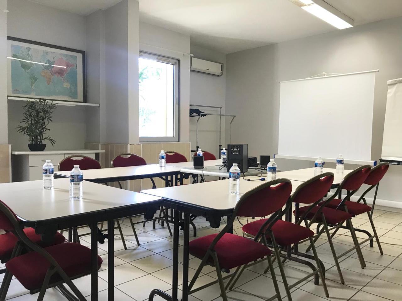 Kyriad Martigues Sud Ngoại thất bức ảnh